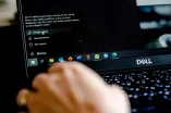 Energiesparmodus auf dem Laptopbildschirm