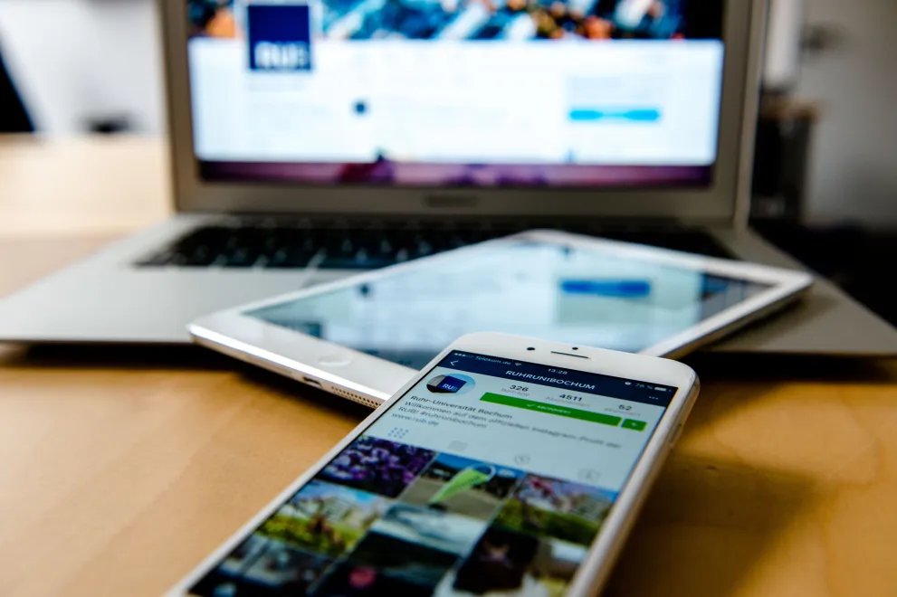 smartphone, Tablet, laptop